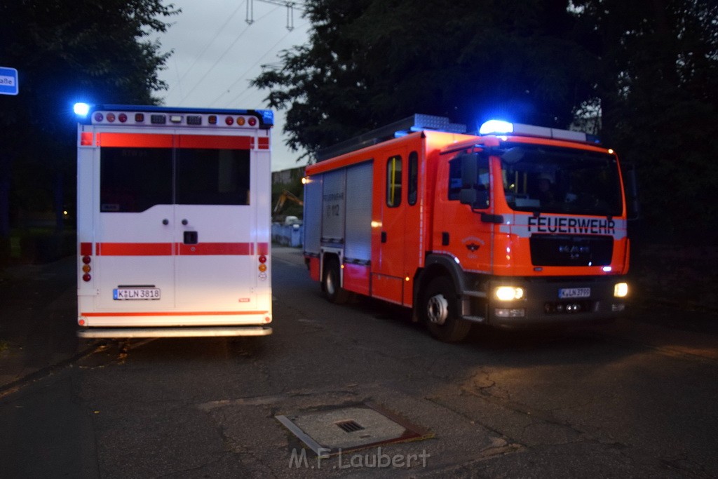 Feuer 2 Y Kellerbrand Koeln Ostheim Ruppinerstr P005.JPG - Miklos Laubert